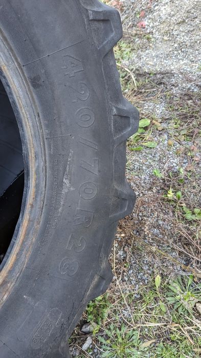 Резина на трактор Masei Ferguson
