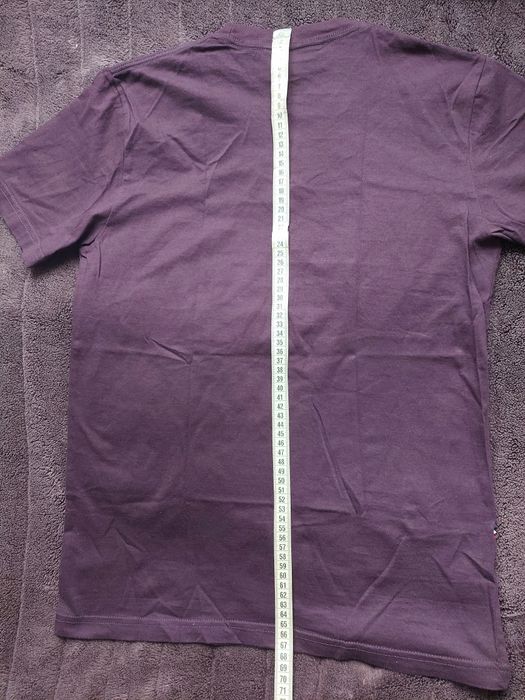 Футболка фірми lacoste оригінал 

Размер: S/ M

Заміри детальні:

Довж