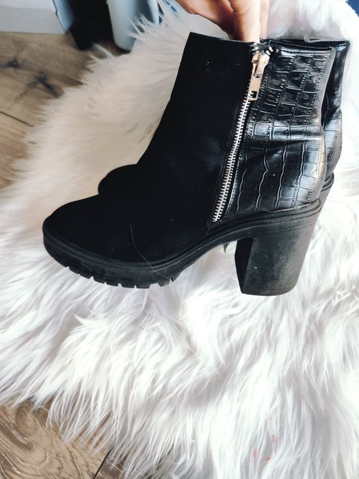 Buty kozaki botki na obcasie