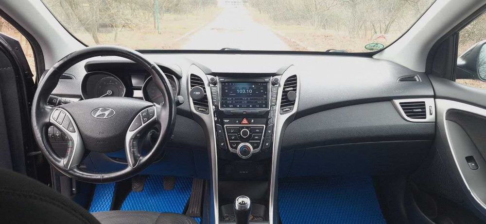 Hyundai i30 2014 (Декабрь) – Богатая комплектация, из Чехии!