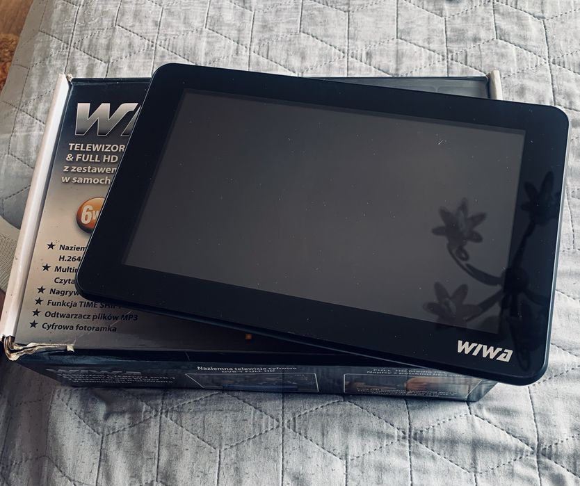 Telewizor samochodowy