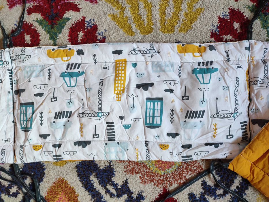 Zestaw dwóch ochraniaczy do łóżeczka dziecięcego