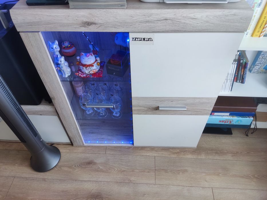 Stolik RTV i szafka Agata meble