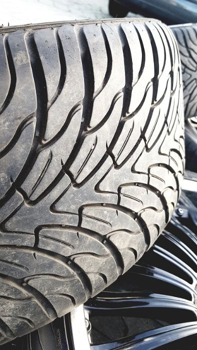 Felgi Koła BMW X5 X6 295/30/22 opony 7mm chrom 10" DOT 1817 ET35