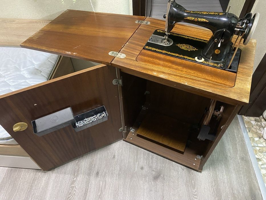 Швейна машина, продаж.