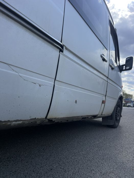 Автобус Mercedes Sprinter