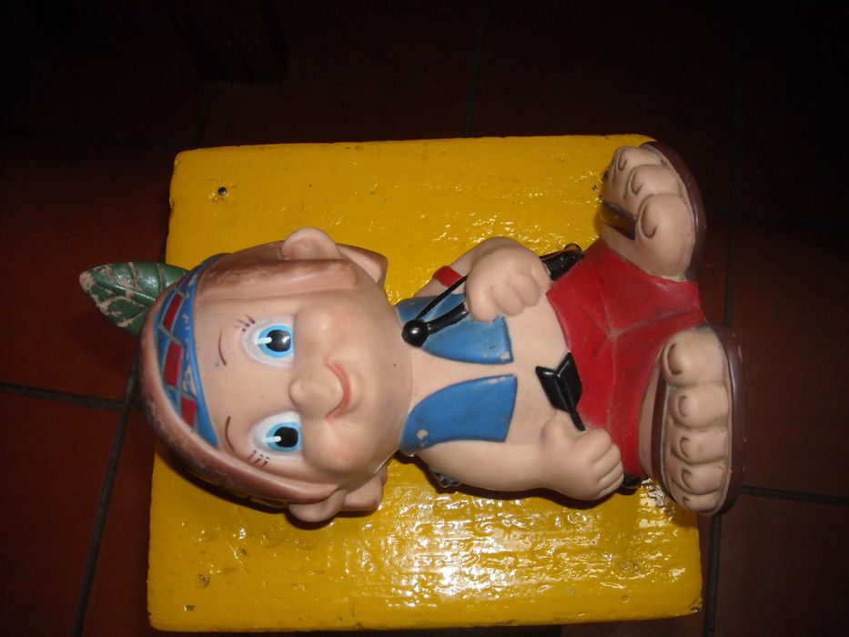 Figura boneco PVC antigo indio
