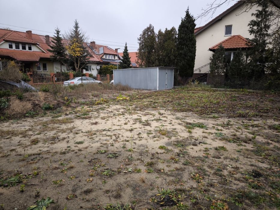 Miejsce na Garaż Fordon !