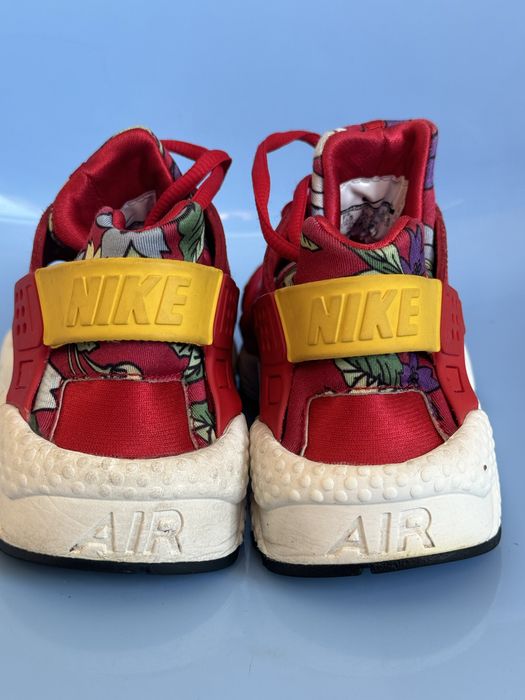 Nike huarache aloha red 38,5 ( 24,5 cm)