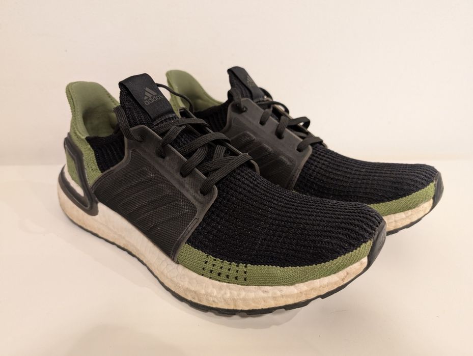 Buty Adidas Ultra Boost 19 Black Tech Olive 44 2/3 [G27511]