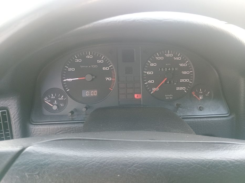 продам Ауди 80 б4