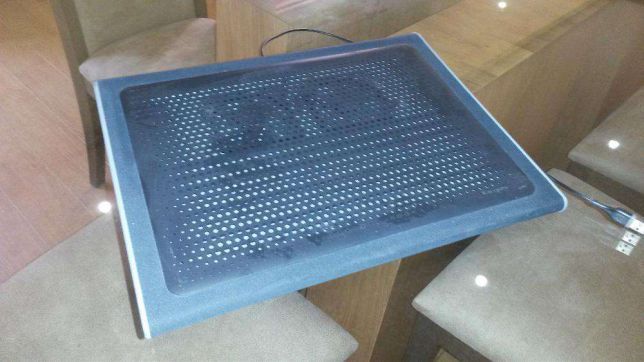 Base suporte PC TARGUS - Cooller - Pouco uso