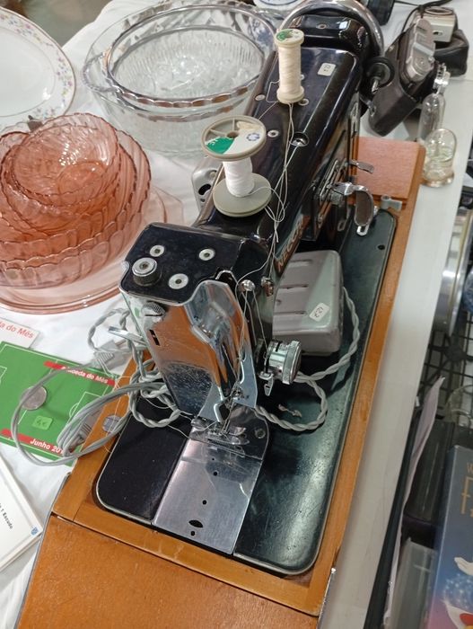 Máquina de costura