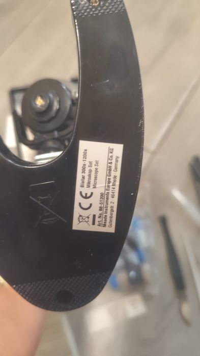 Мікроскоп Bresser Biotar 300x–1200x + повний набір для дослідів | Повний комплект