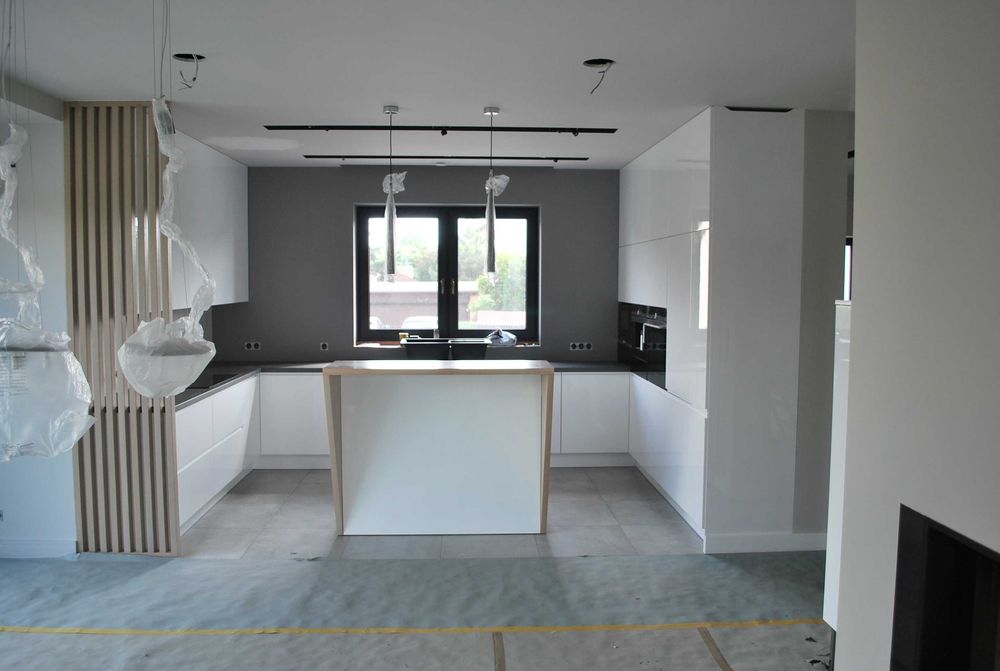 Meble na wymiar kuchnie, szafy