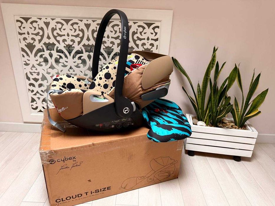 Дитяче автокрісло Cybex Cloud T i-Size