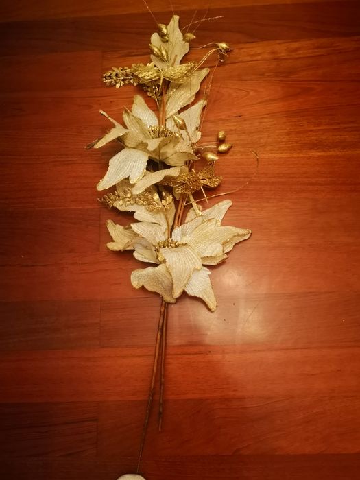 Arranjo floral para jarrão.