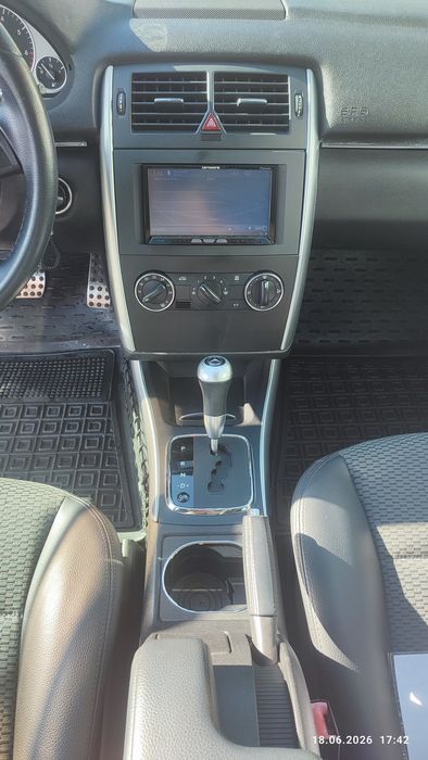 Продається mercedes  B180