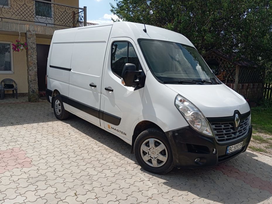 Рено мастер 2015року