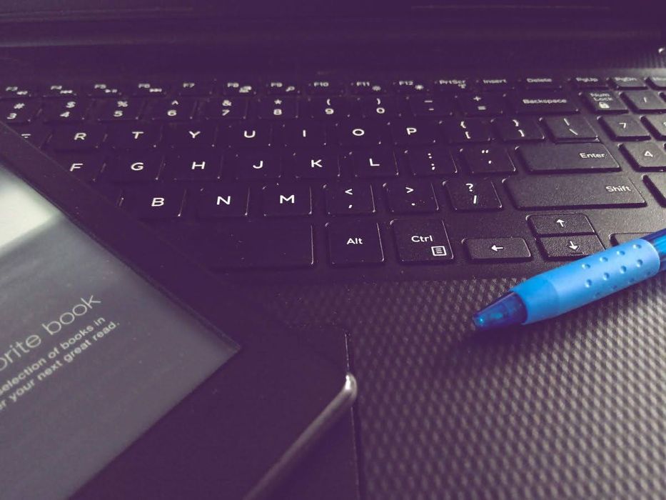 Dobra praca z tekstem - korekta, redakcja, skład książek i e-booków