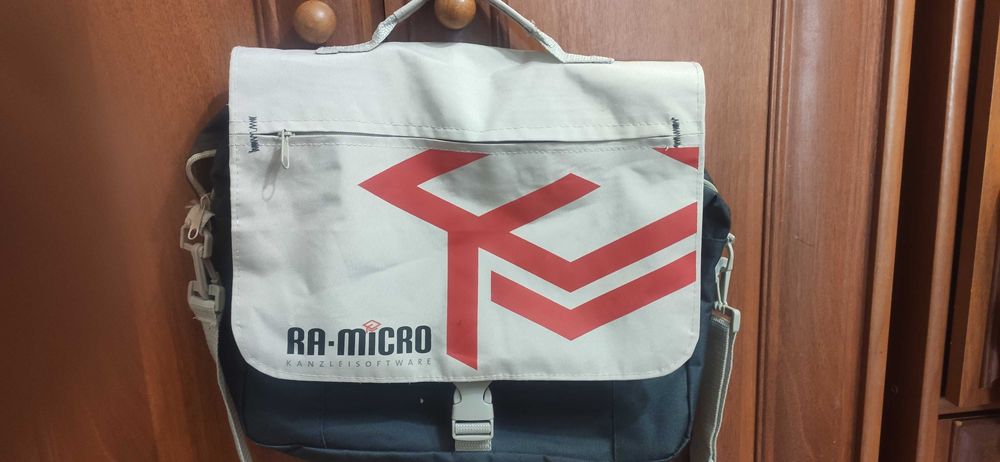 Сумка для ноутбука