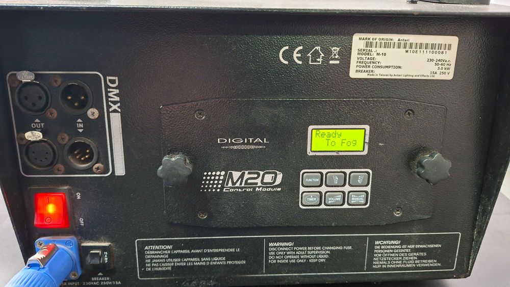 Máquina de Fumo ANTARI M-10 3000W - "Usados em bom estado"