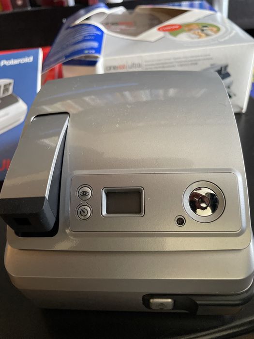 Polaroide nova nunca usada e na caixa