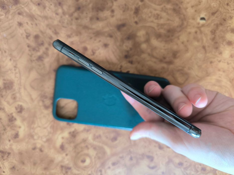 Apple iPhone 11 Pro Max 64 ГБ neverlock