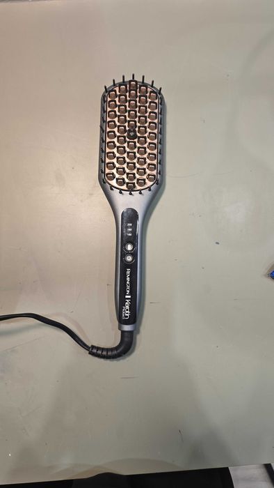 Szczotka prostująca CB7480 Keratin Protect Remington