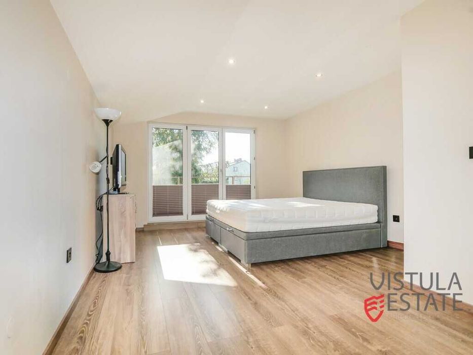 Dwa niezależne wejścia | 6 pokoi | 4 balkony | ogród 1087 m2