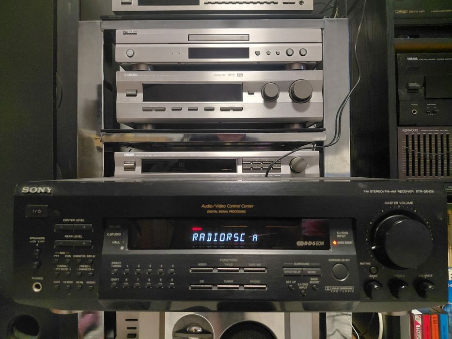 Sony STR-DE 425 amplituner