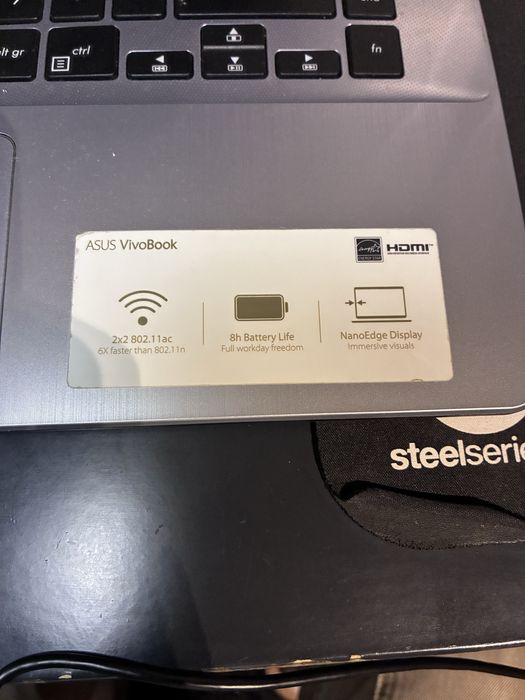 Asus vivo book AMD A9 R5 M420 2GB