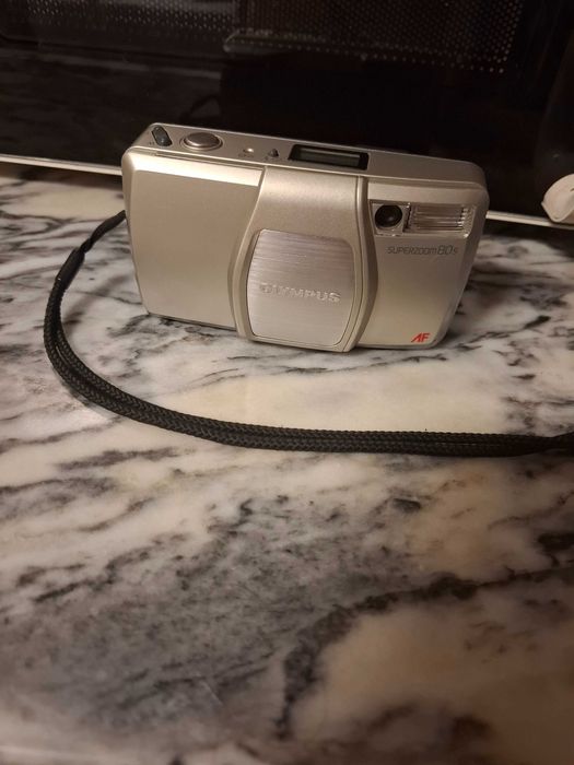 Máquina fotografica de rolo avariada