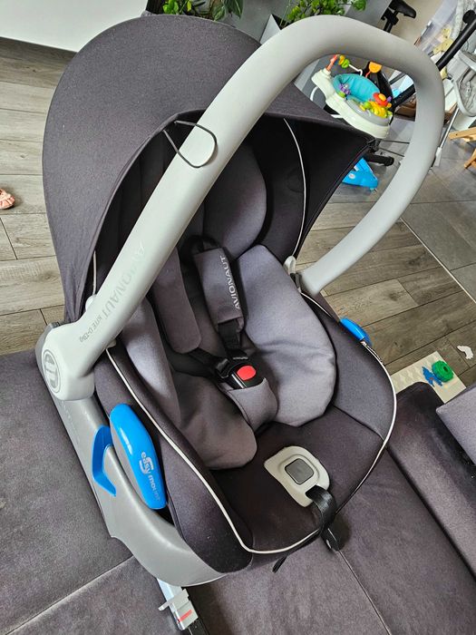 Avionaut Fotelik 0-13kg Kite+ K04 + Baza Dock Isofix Grafit