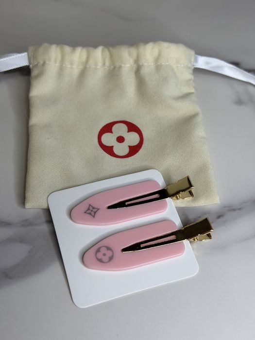 Заколки Louis Vuitton