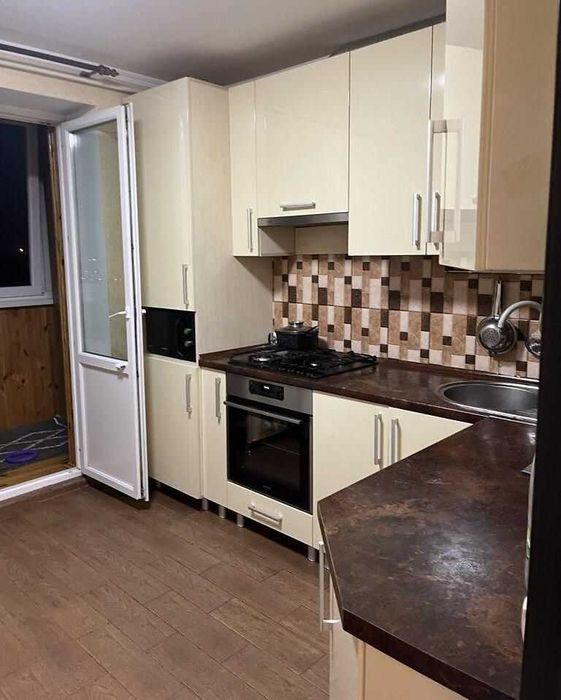 Продаж 2к квартири 52 кв. на вул. Камянецькій • ID 7821