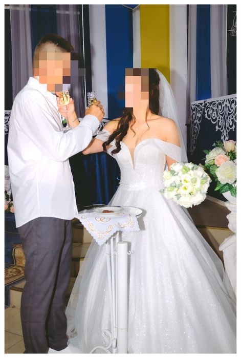 Свадебное платье