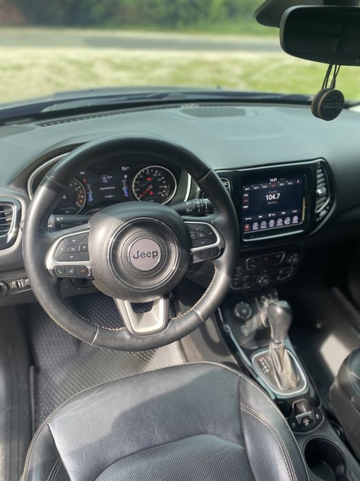 Автомобіль Jeep Compass 2018 2.4 бензин
