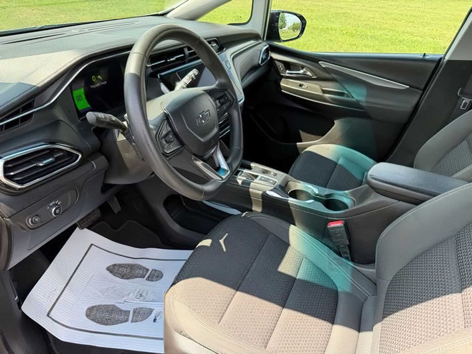 Chevrolet Bolt EV 1LT      2023