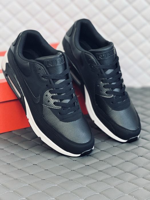 Nike Air Max 90 black-white кроссовки мужские Найк 90 весна