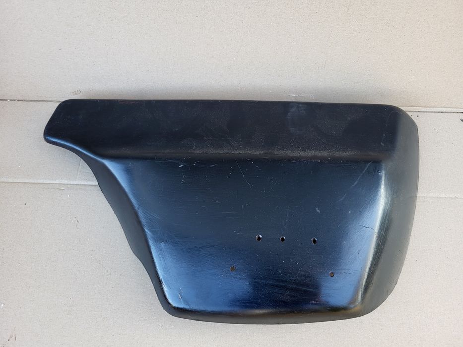 Pokrywa dekiel boczek osłona WSK 125 175 Garbuska Oryginał osłonki SHL