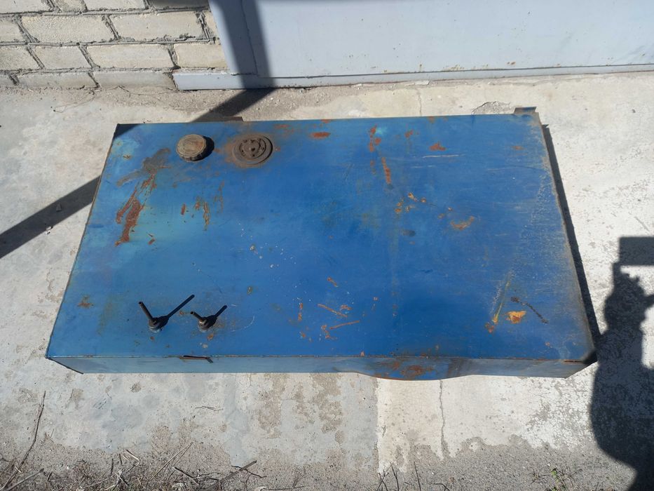 продам бак 100л.