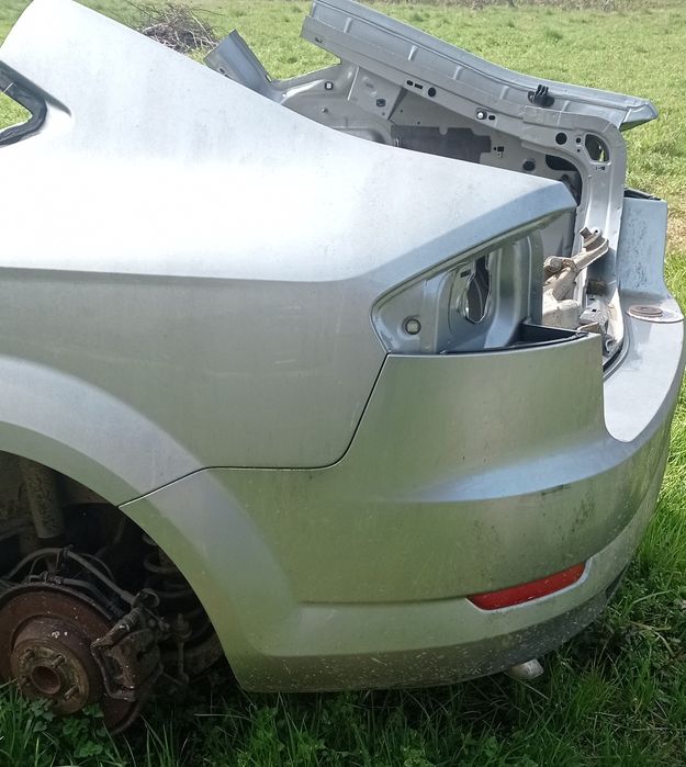 Бампер задній форд мондео мк4