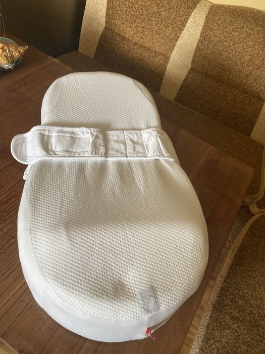 Кокон Red Castle ергономічний Cocoonababy 40х69 Білий  б/у