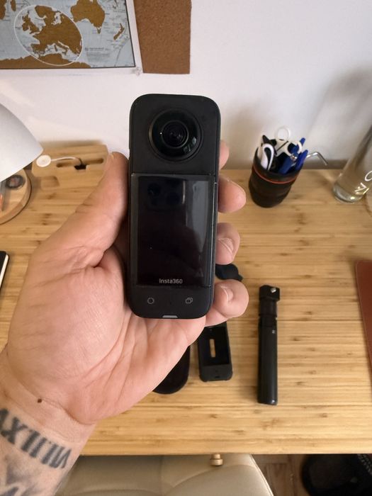 Camera Insta 360x3