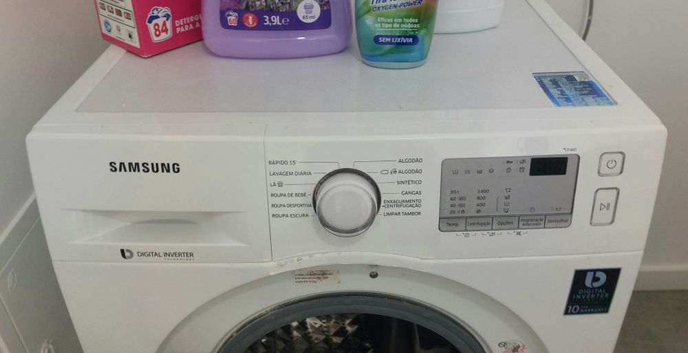 Máquina de lavar roupa Samsung
