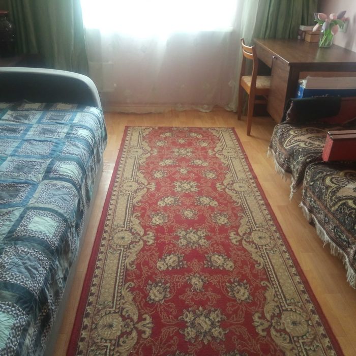 СВОЯ БЕЗ ПОСРЕДНИКОВ И ЗАЛОГА Сдам комнату в 3х комнатной квартире Янтарная