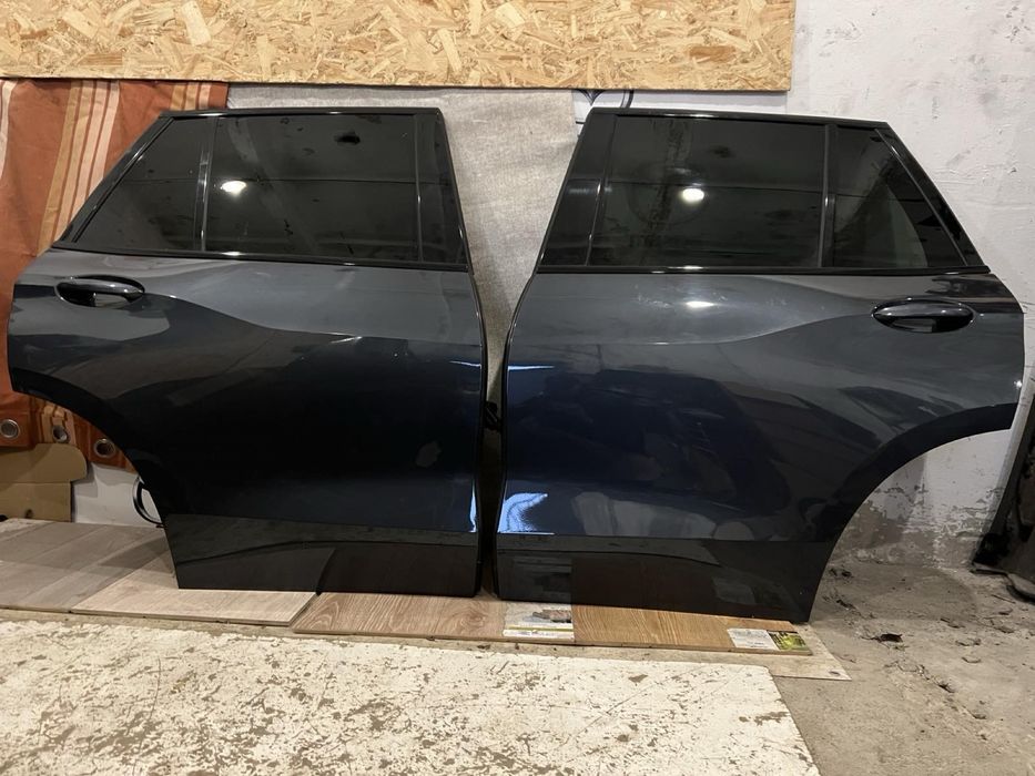 Двері BMW G05 C27М