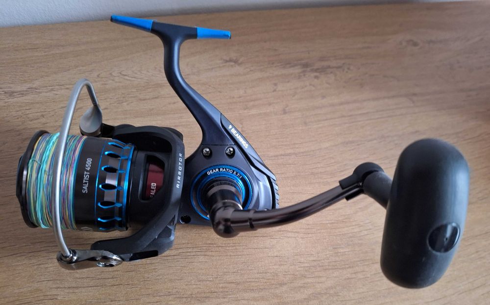 Daiwa SALTIST 4500 + druga szpula
