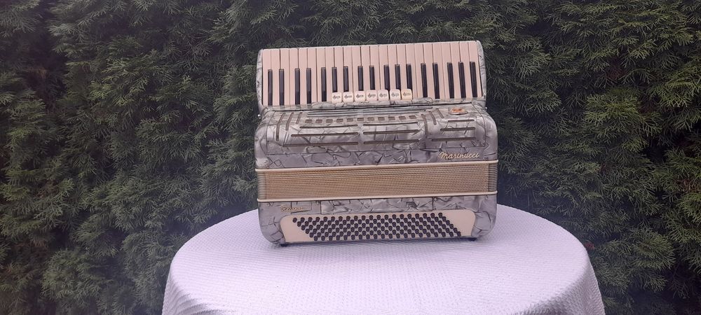 Akordeon Marinucci Musette 120 basów 4 chóry